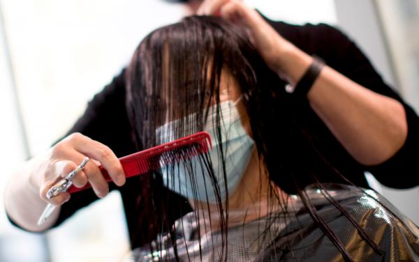 انتبهوا...الخبراء يحذرون من إمكانية انتقال فيروس "كورونا" بطريقة غير متوقعة