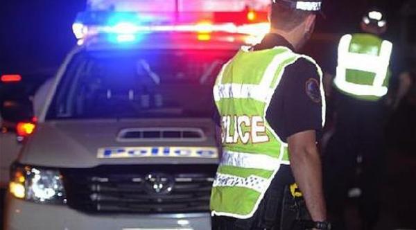 شابة أسترالية تذهب لقسم الشرطة بسيارة مسروقة