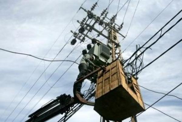 خبر سيئ للمغاربة : سعر الكهرباء سيتم الزيادة فيه قريبا