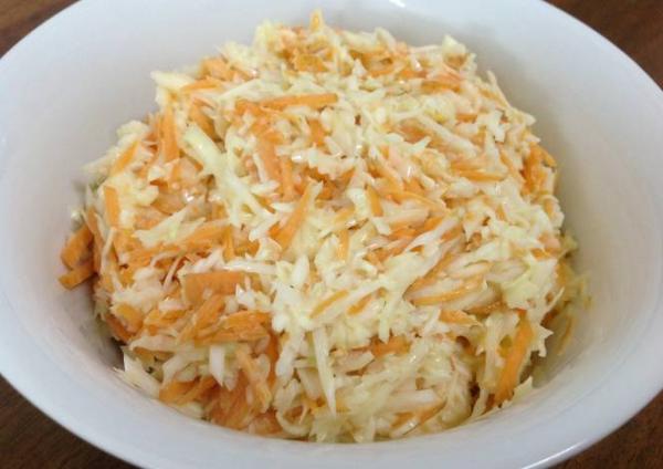 سلطة سهلة ومغذية