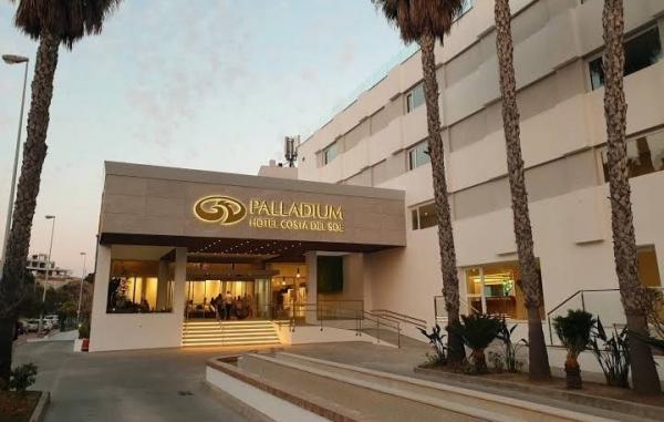 "إلياس العماري" ينقل أمواله إلى إسبانيا ويفتتح اليوم فندقا فخما بـ"ماربيا"