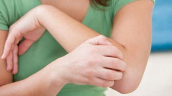 دارسة: الحكة المزمنة قد تكون ناجمة عن ألم الخلايا العصبية