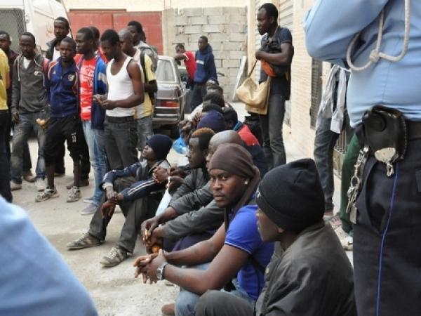 المغرب يرحل  10 آلاف مهاجرغير قانوني على حدود الجزائر خلال 6 أشهر