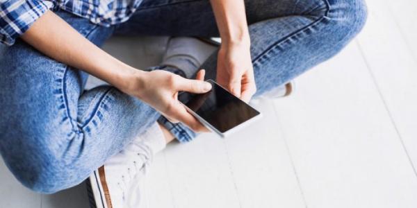 لعبة "الحوت الأزرق" التي باتت تحصد أرواح مراهقين مغاربة ..تفاصيلها الكاملة وهذا ما قاله مخترعها