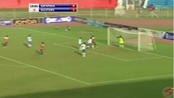 أغرب هدف يسجل بالكعب في تاريخ الكرة