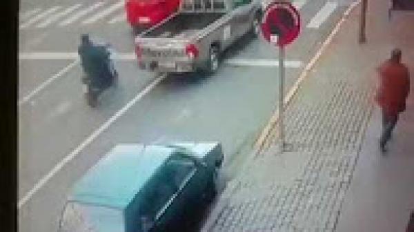 سرقة هاتف بطريق ولاد زيان الدارالبيضاء