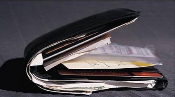 سائح صيني يقضي بالخطأ 12 يوماً في مخيم لاجئين بألمانيا