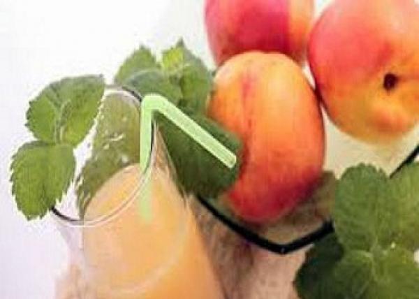 تناول ثمار الخوخ بقشرته يزيل حصى المثانة