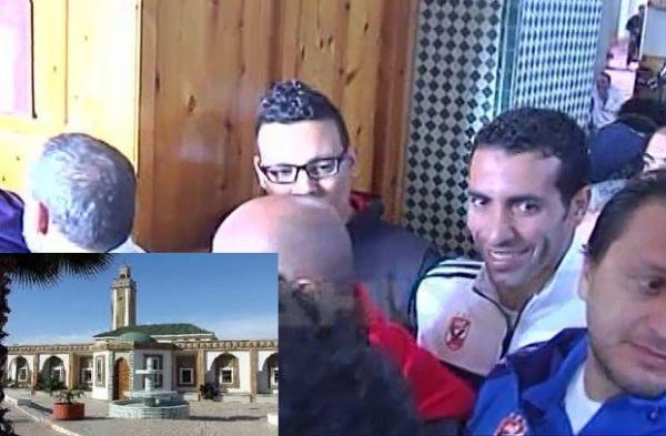 الأهلي يِؤدي صلاة الجمعة بمسجد لبنان بأكادير وسط حراسة أمنية مشددة وجمهورغفير‏