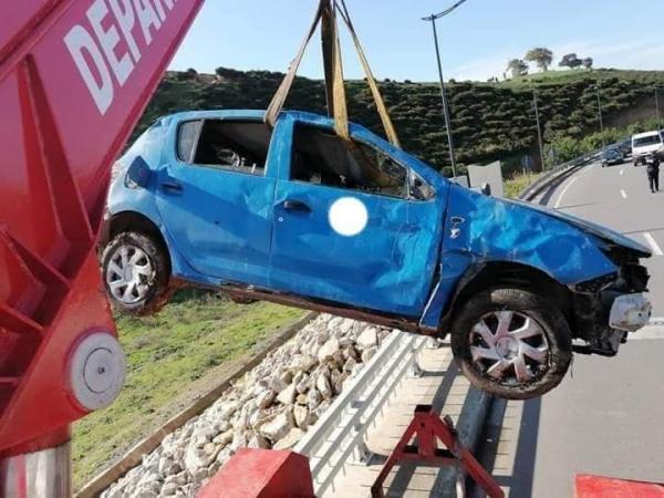 سائق طاكسي يقتل زميله بالرباط ويتخلص من سيارته..والأمن يحقق! (صور)