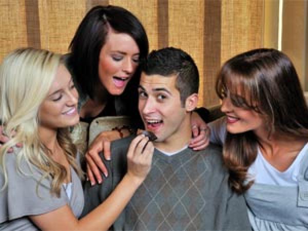 هكذا تجذب امرأة بالكلام