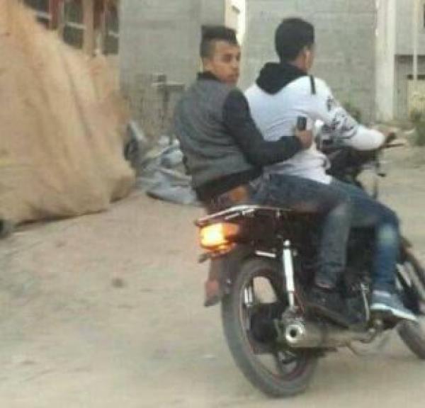 بالفيديو...مواطن يطارد لصين جديدين والفايسبوكيون يجندون صفحاتهم بغية تحديد هويتهما والإيقاع بهما