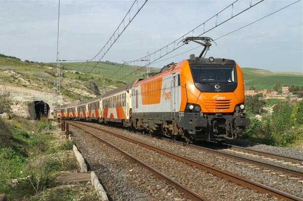 خط سككي جديد سيربط تطوان وشفشاون والحسيمة بالشبكة الوطنية والرباح يكشف تفاصيله