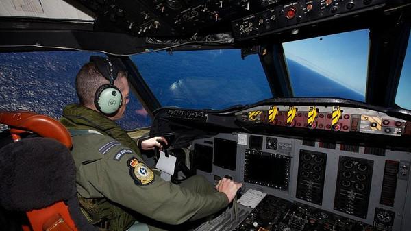 الطائرة الماليزية المفقودة .. "الطيار الآلي" قادها قبل تحطمها