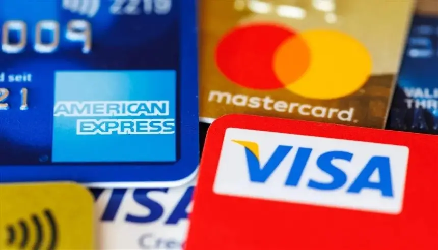 أوروبا تسعى لكسر هيمنة فيزا وماستركارد