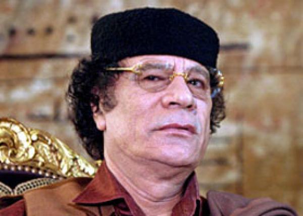 حكاية القذافي مع اللاعب رقم 10 