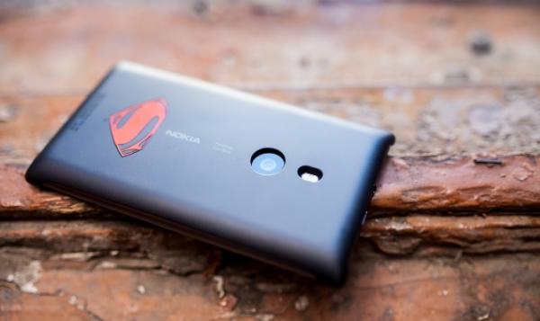 مقتل مراهق هندي في شجار بسبب شاحن محمول