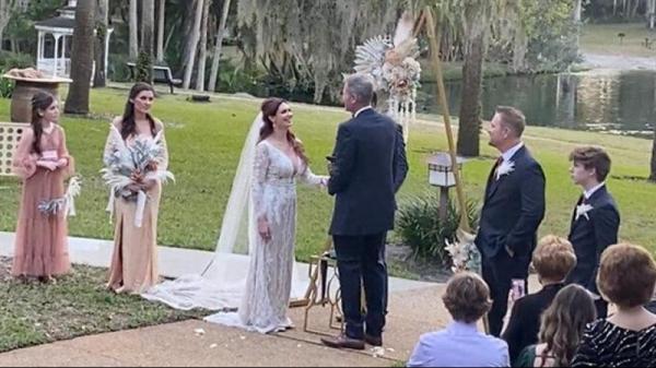 اعتقال عروسة أمريكية وضعت مخدر الماريوانا للضيوف أثناء حفل زفافها