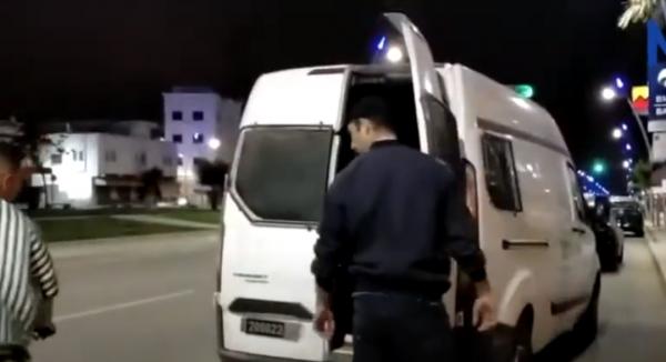 اعتقال شخص رفقة 3 فتيات على متن سيارة بتهمة السكر العلني والفساد في الناظور