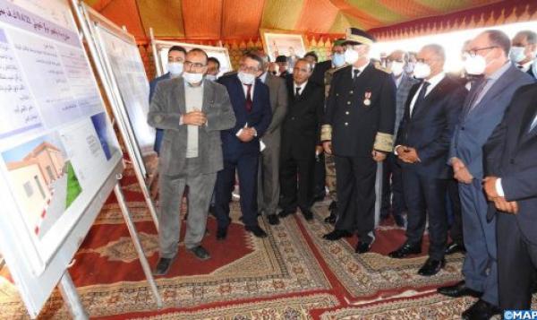 مشروع لربط المركز الحدودي للصحراء المغربية بالماء والكهرباء