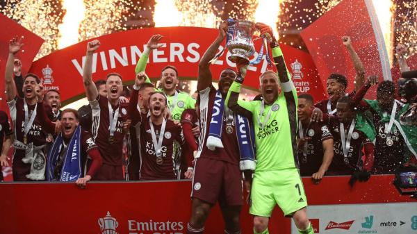 تشيلسي يخسر نهائي الكأس أمام ليستر وزياش خرج مستبدلا بعد أداء متوسط