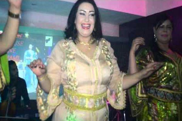 ليالي رمضان بعين الذياب سمر و رقص... و هاته "الشيخة" الأكثر رواجا و إقبالا