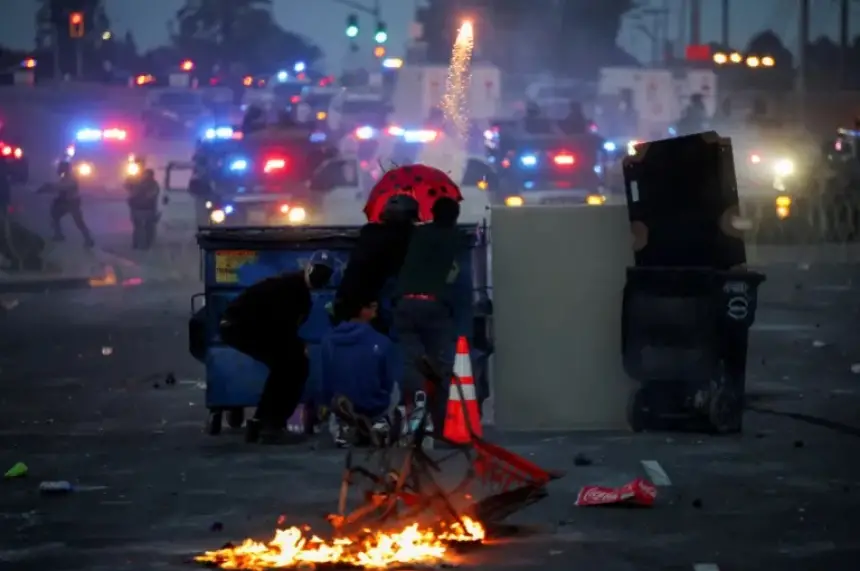 أعمال عنف ونشر ألفين من قوات الحرس.. ماذا يحدث بولاية كاليفورنيا الأمريكية؟