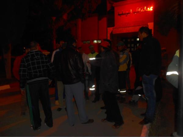 اليوسفية: عمال النظافة في وقفة احتجاجية للمطالبة بصرف رواتبهم