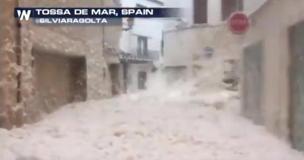 ‏هكذا أصبحت (كاتلونيا) شرق إسبانيا بسبب إعصار جلوريا الذي ضرب البلاد