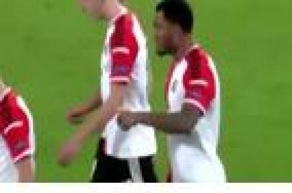 كريم الأحمدي يسجل هدف رائع في دوري الإتحاد الأروبي