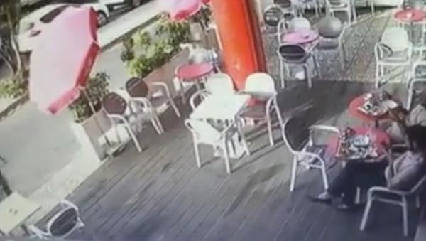 سرقة هاتف نقال في حي سلامة بالدارالبيضاء