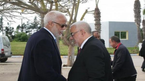 يتيم ينوب عن الحكومة ويكتب موضحا :  مجانية التعليم .. بين الواقع والوهم و دافعي الضرائب يمولون التعليم الراقي!