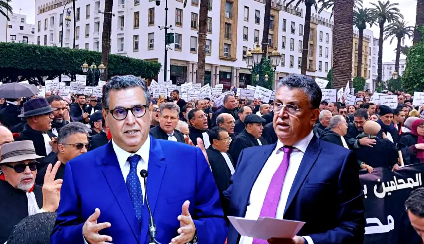 بعد أسابيع من التصعيد.. الحكومة والمحامون يطوون صفحة الاحتقان ويفتحون باب الحوار حول قانون المهنة