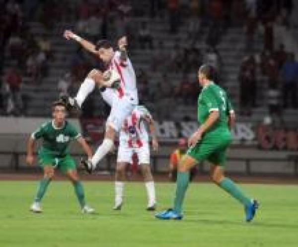 الدفاع الجديدي يلحق  بالوداد البيضاوي أول هزيمة