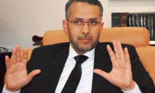 الشوباني يقيل 23 مسؤولا بالوزارة المكلفة بالعلاقات مع البرلمان