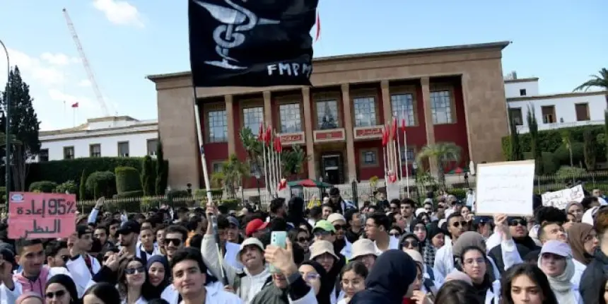 ملف طلبة الطب يعود إلى الواجهة.. وزارة الصحة تسابق الزمن لتفادي أزمة جديدة