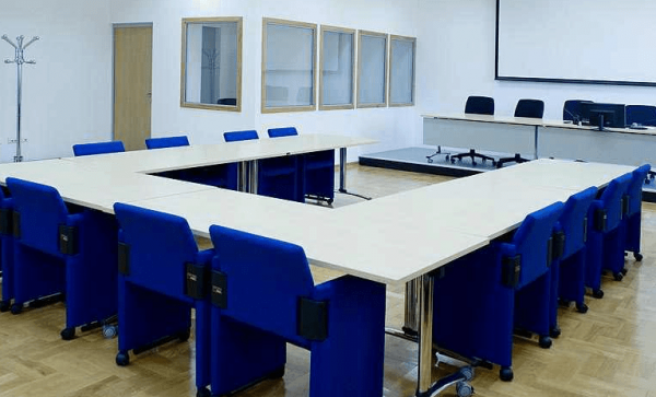 أمام صمت الحكومة: مصير مجهول ينتظر "مراكز اللغات والدعم" بعد استثنائها من استئناف أنشطتها