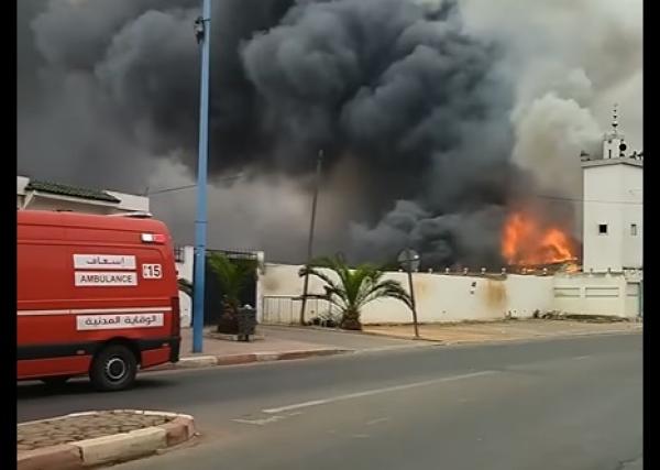 بالفيديو... حريق مهول يلتهم أحد المساجد العتيقة بالدار البيضاء