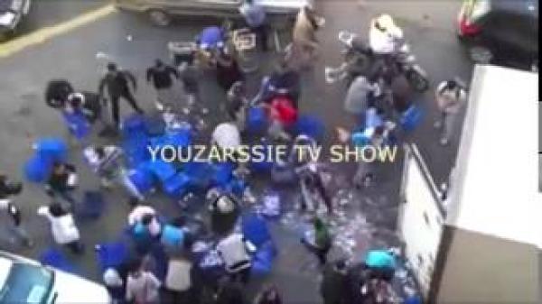رد فعل بعض المغاربة بعد انقلاب حافلة لدانون Danone