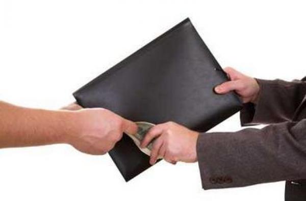 صحف الأربعاء : الحكومة ترصد 1.2 مليار سنتيم لمحاربة الرشوة