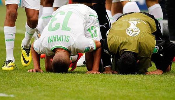 الجزائر تحقق أول انتصار للعرب في كأس العالم منذ فوز المغرب على اسكتلندا في مونديال 98