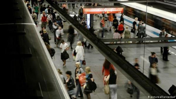 قطار ليلي ملاذ المسافرين من براغ إلى الساحل الأدرياتيكي