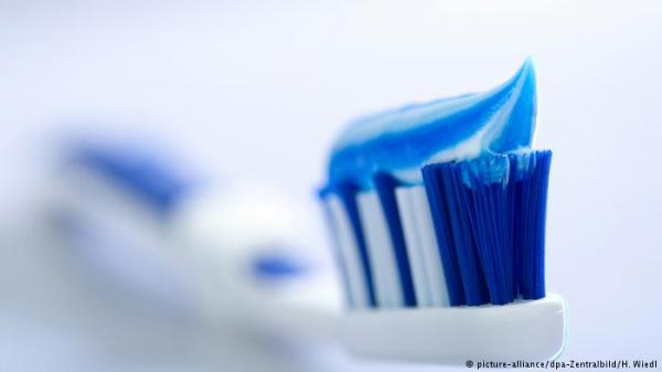 فوائد الفلوريد للأسنان- مفاهيم خاطئية أم مخاوف مبررة؟