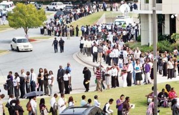 عدد العاطلين عن العمل في العالم اليوم اكثر بثلاثين مليونا عما كان قبل الازمة 