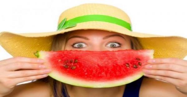 تعرفي على فوائد تناول قشر البطيخ الأخضر