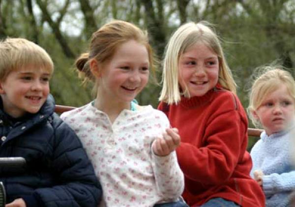 الأطفال يساعدون على تحسين نوعية حياة الإنسان