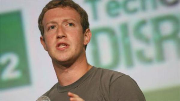 بعد تصريحات "ترامب" المثيرة للجدل... مؤسس الفايسبوك يتضامن مع المسلمين