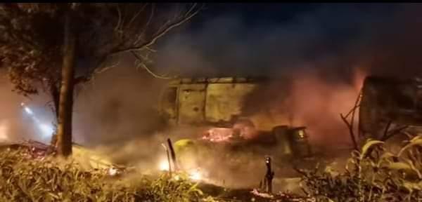 حريق مفاجئ يندلع بمنازل صفيحية بطنجة والسلطات تستنفر