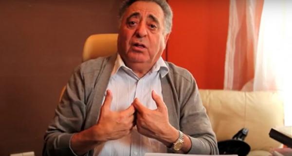 محمد زيان: أصدقاء الملك يستحوذون على ثروة البلاد و يضرون بصورته في العالم