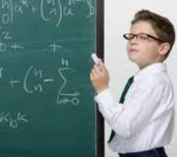 كافئ إبنك ماليا لترتفع نسبة الذكاء لديه 